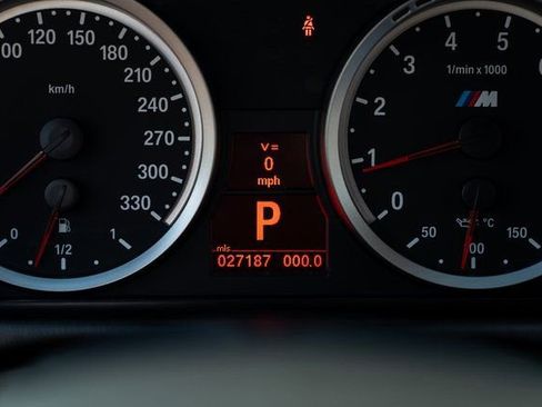 Used 2011 BMW M3 Coupe image 22