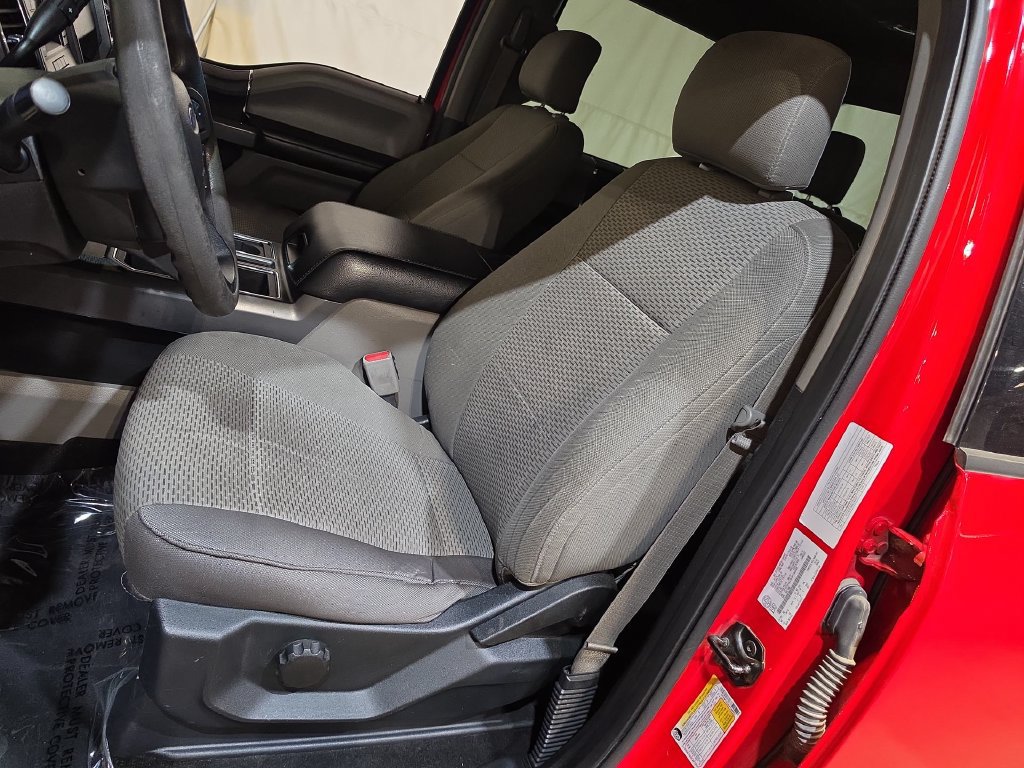 Used 2016 Ford F150 XLT AWD/4WD image 13