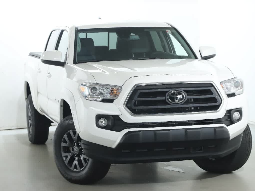 Certified 2023 Toyota Tacoma SR5 AWD/4WD image 2