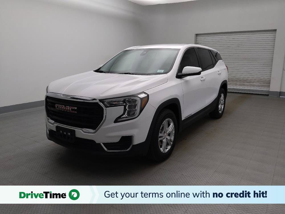 Used 2024 GMC Terrain SLE FWD image 1
