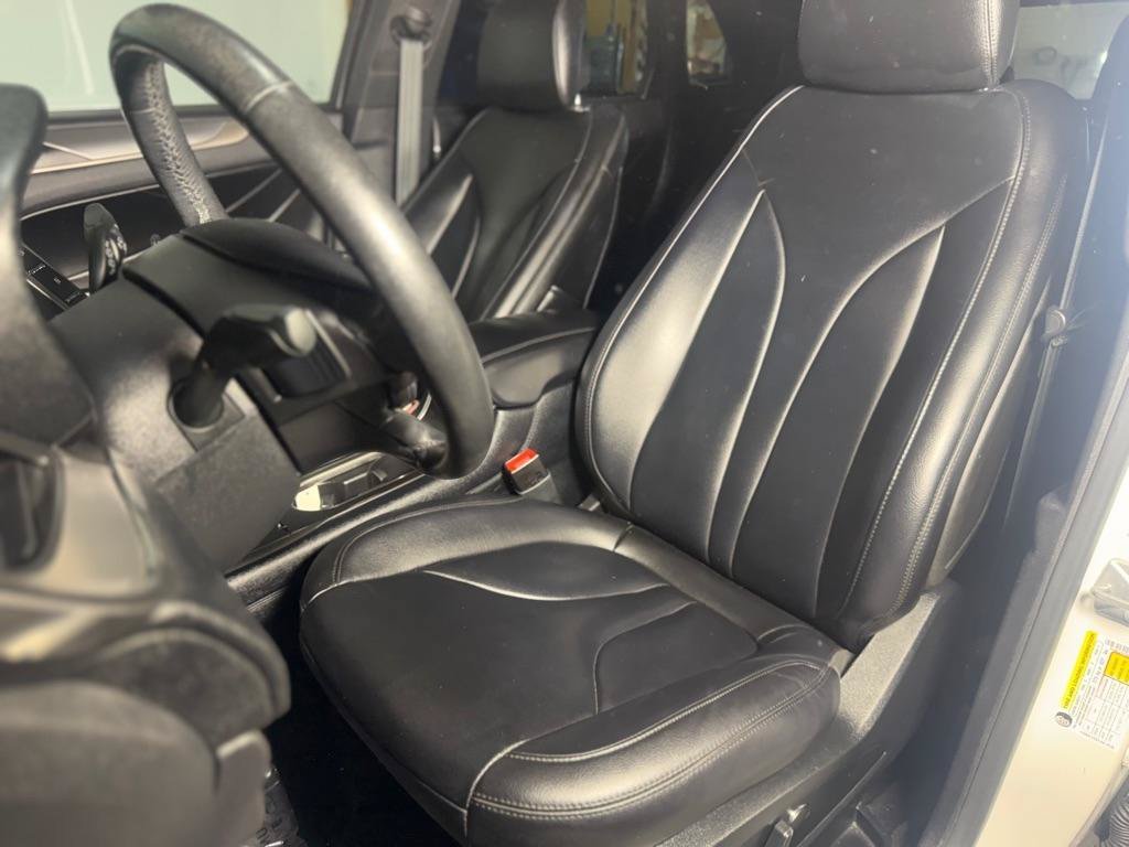 Used 2017 Lincoln MKC Premiere FWD image 26