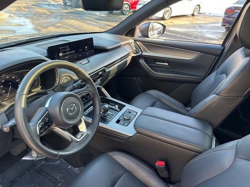 Used 2025 MAZDA CX-90 3.3 Turbo w/ Premium Plus Pkg image 15