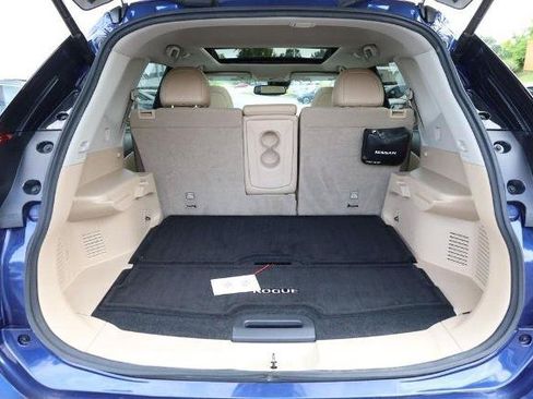 Used 2020 Nissan Rogue SL w/ Premium Package FWD image 7