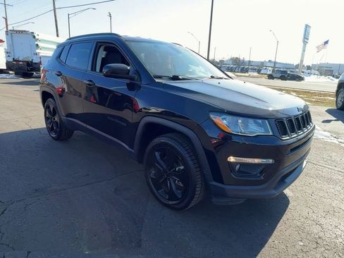 Used 2020 Jeep Compass Latitude image 2