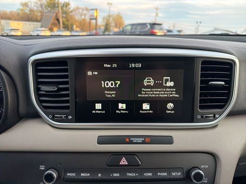 Used 2022 Kia Sportage Nightfall Edition image 33