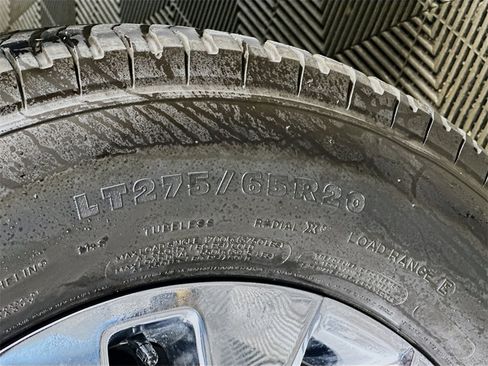 Used 2021 Chevrolet Silverado 2500 High Country image 34