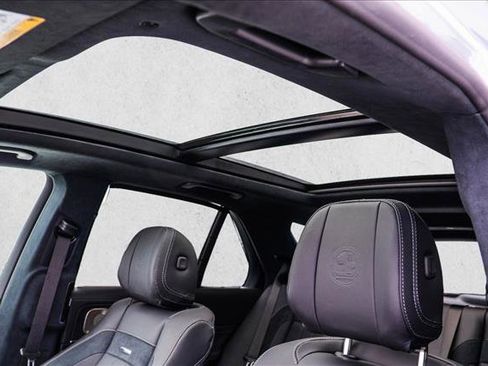 New 2026 Mercedes-Benz GLE 63 AMG S image 11