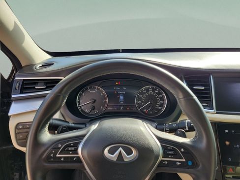Used 2021 INFINITI QX50 Luxe FWD image 19