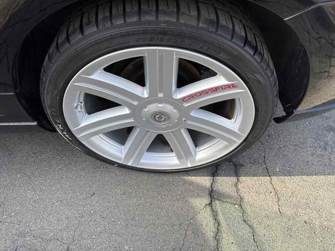 Used 2004 Chrysler Crossfire Coupe image 14