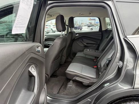 Used 2019 Ford Escape SE image 14