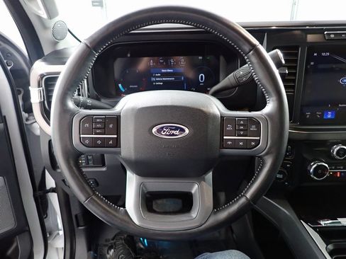Used 2024 Ford F350 Lariat w/ FX4 Off-Road Package image 25