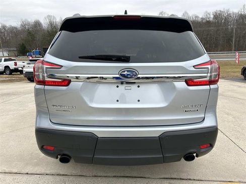 Used 2023 Subaru Ascent Touring image 5
