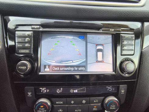 Used 2016 Nissan Rogue SL w/ SL Premium Package image 14