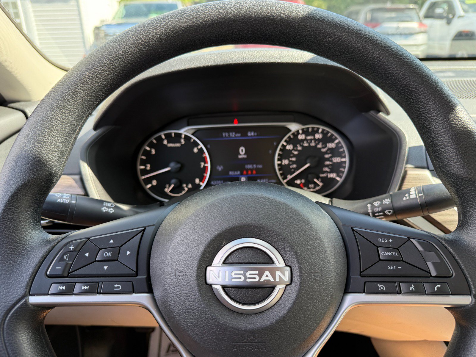 Used 2025 Nissan Altima 2.5 SV FWD image 24
