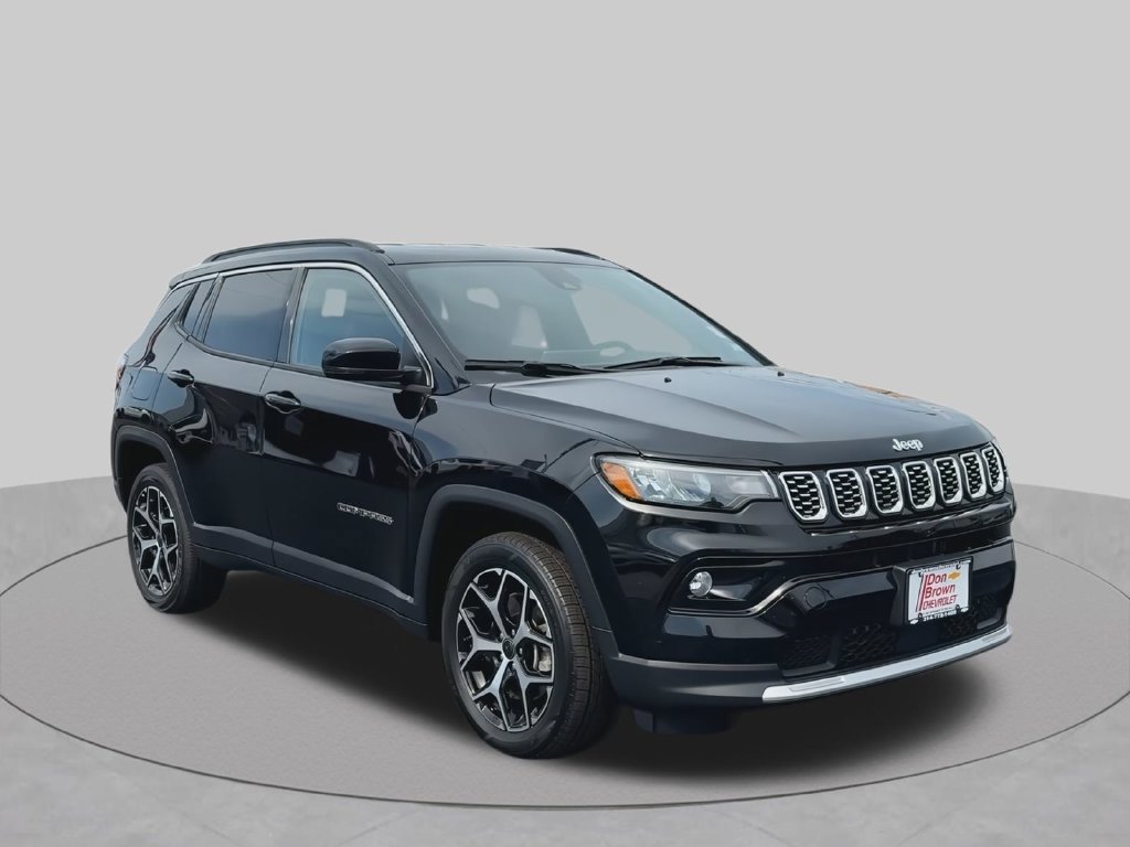 Used 2025 Jeep Compass Limited AWD/4WD image 2