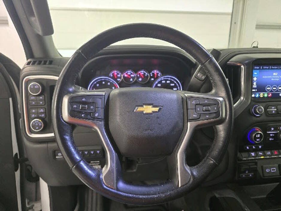 Used 2022 Chevrolet Silverado 2500 LTZ w/ LTZ Plus Package AWD/4WD image 14
