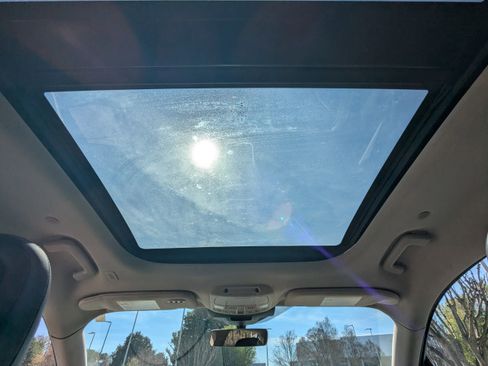 Used 2020 Lincoln Nautilus Reserve image 13