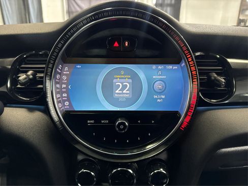 Used 2023 MINI Cooper SE image 17