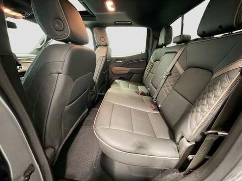 Certified 2024 GMC Canyon Denali image 21