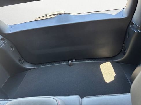 New 2026 Chevrolet Equinox RS w/ Convenience Package III FWD image 19
