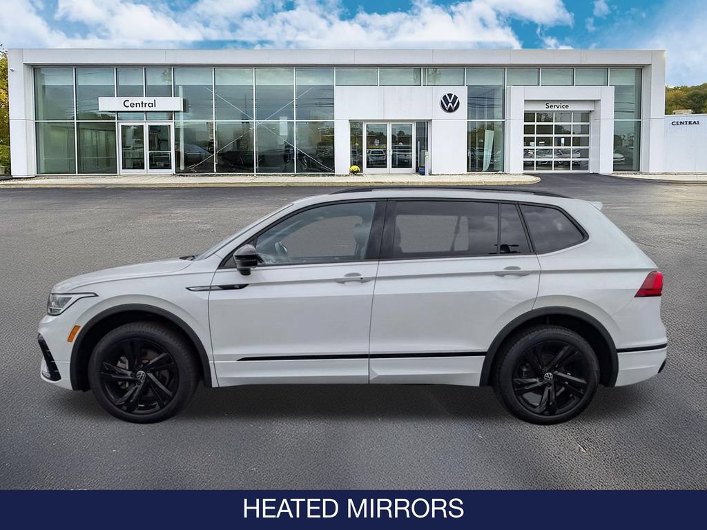 Certified 2023 Volkswagen Tiguan SE R-Line AWD/4WD image 5