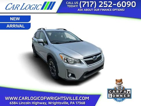 Used 2017 Subaru Crosstrek 2.0i Premium w/ Moonroof Package AWD/4WD image 1