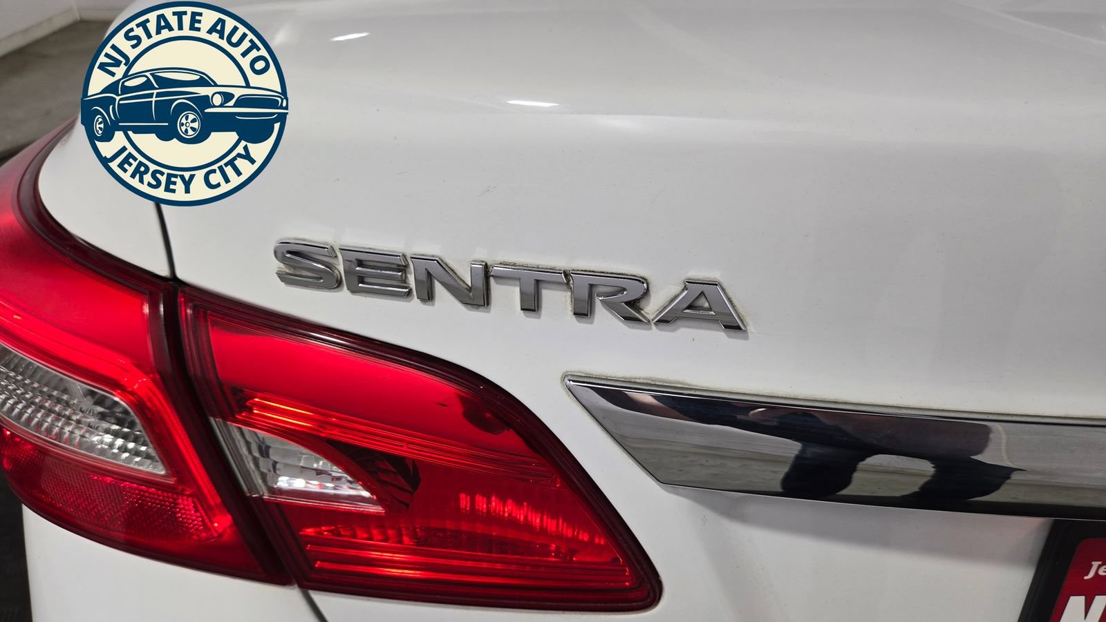 Used 2018 Nissan Sentra SV FWD image 29