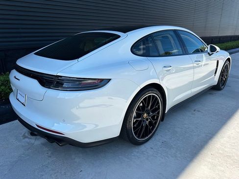 Certified 2023 Porsche Panamera RWD image 10