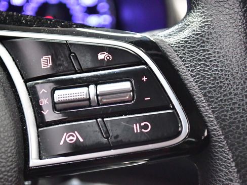 Used 2023 Kia Forte LXS image 41