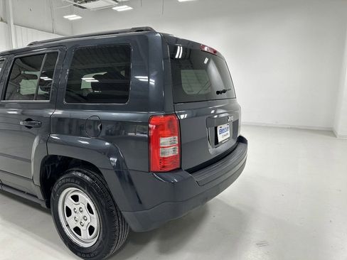 Used 2014 Jeep Patriot Sport w/ Power Value Group FWD image 14