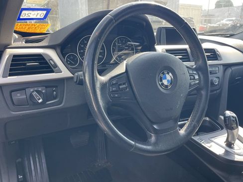 Used 2015 BMW 320i Sedan RWD image 8