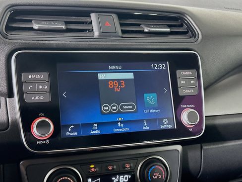Used 2024 Nissan Leaf S FWD image 19