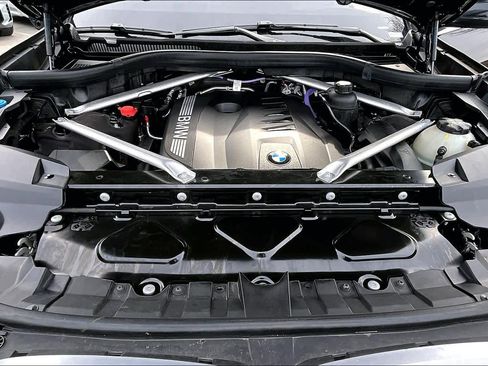 Used 2025 BMW X7 xDrive40i image 35