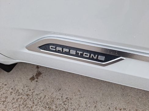 Used 2023 Toyota Sequoia Capstone AWD/4WD image 12