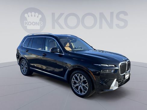 Used 2023 BMW X7 xDrive40i w/ Executive Package image 10
