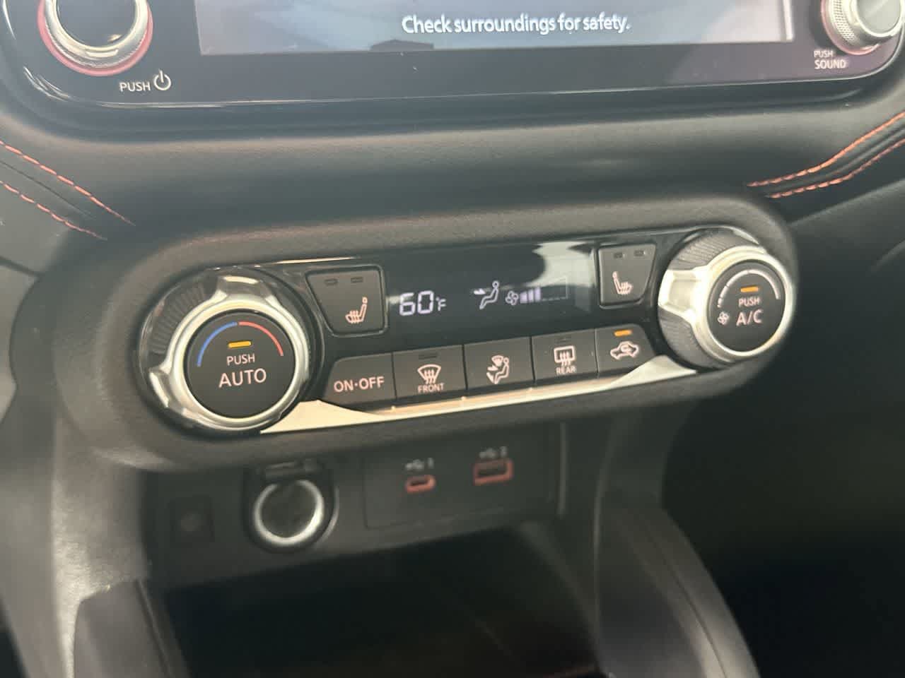 Used 2024 Nissan Versa SR FWD image 19