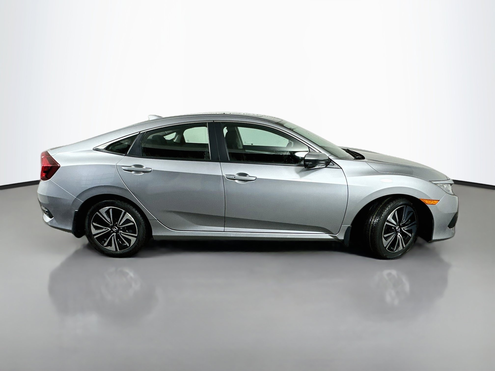 Used 2017 Honda Civic EX-T image 8