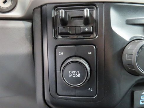 Used 2023 Ford F450 XLT image 42