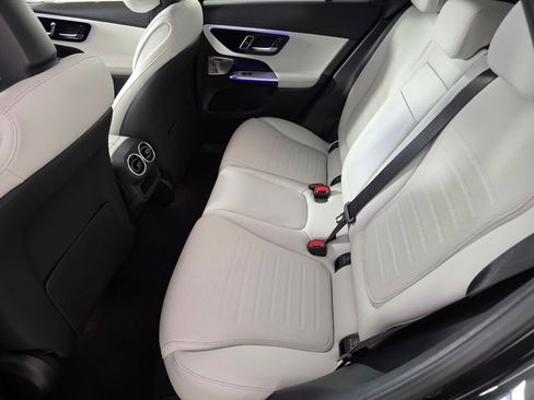 New 2026 Mercedes-Benz GLC 300 image 11
