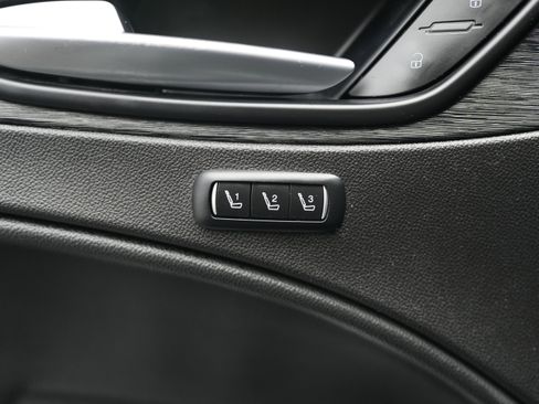 Used 2020 Alfa Romeo Stelvio Sport w/ Cold Weather Package image 32