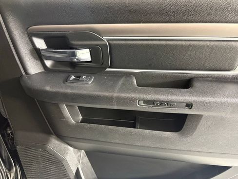 Used 2024 RAM 1500 Warlock AWD/4WD image 15