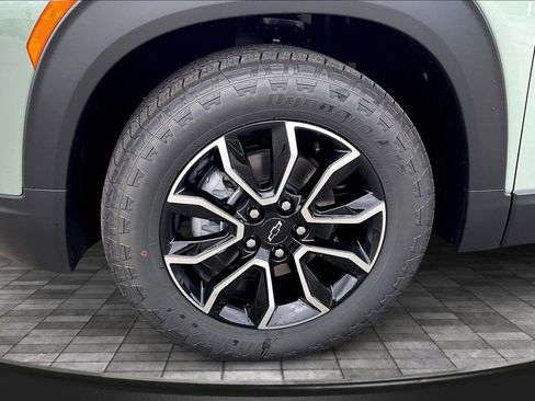 New 2026 Chevrolet TrailBlazer ACTIV w/ Convenience Package FWD image 13