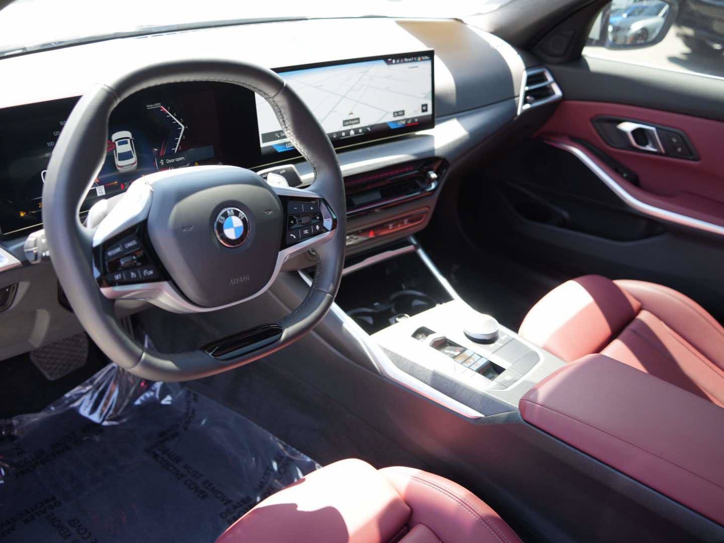 Used 2025 BMW 330i Sedan w/ Convenience Package RWD image 14