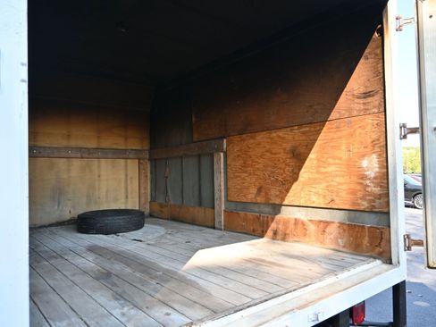 Used 2017 Ford F350 XL w/ Power Equipment Group image 8