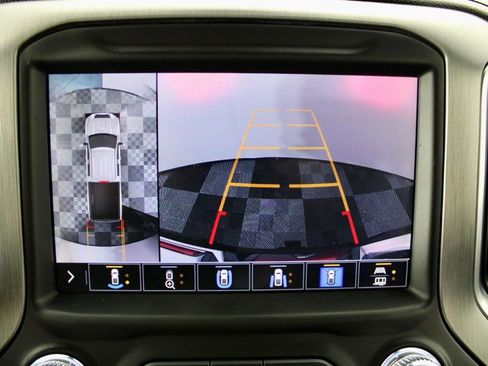 Used 2022 GMC Sierra 2500 Denali image 24