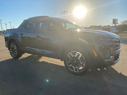 Used 2025 Hyundai Santa Cruz Limited image 1