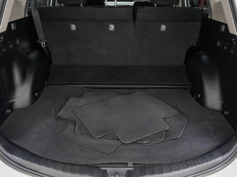 Used 2017 Toyota RAV4 XLE w/ Carpet Mat Package AWD/4WD image 13