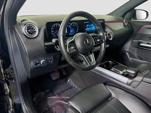 Used 2022 Mercedes-Benz GLA 250 w/ Premium Package Lite image 23