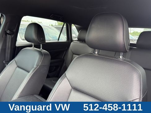 Used 2020 Volkswagen Atlas Cross Sport SE FWD image 13