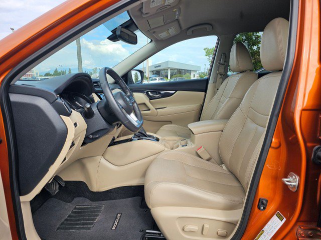 Used 2019 Nissan Rogue SL AWD/4WD image 28
